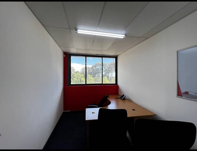 527M² WAREHOUSE TO LET IN AIRPORT INDUSTRIA